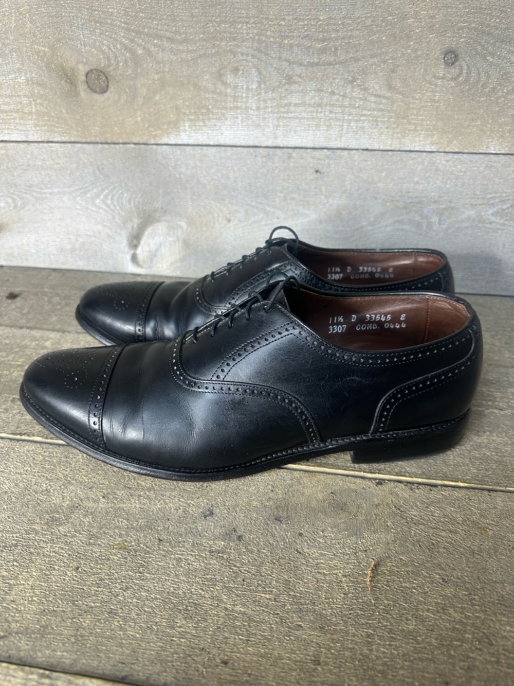 Allen Edmonds Stratton Mens 11.5 D Black Leather Cap Toe Brogue Oxford Shoes